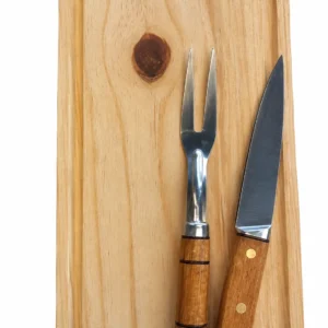 Kit de Churrasco com Tábua de Madeira